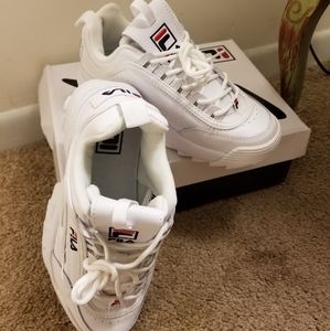 Fila Disruptor Sneakers Size 7.5 Almost new